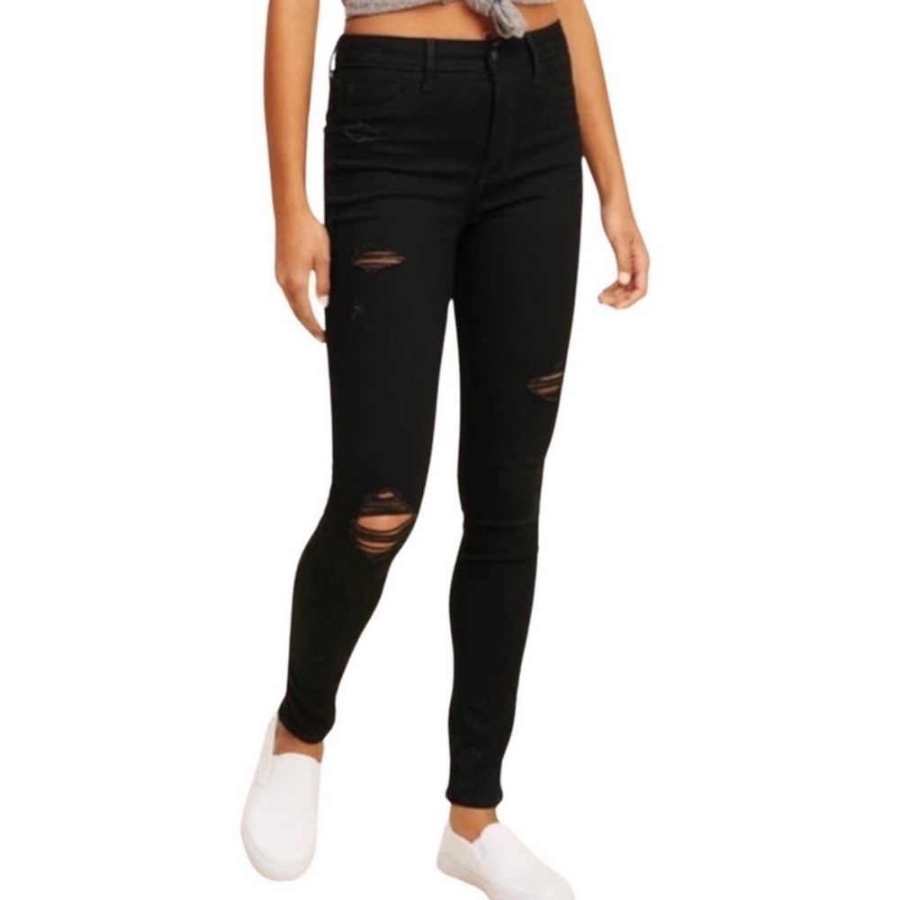 Hollister High Rise Super Skinny Distressed Black Jeans Size 7 / 28 stretchy